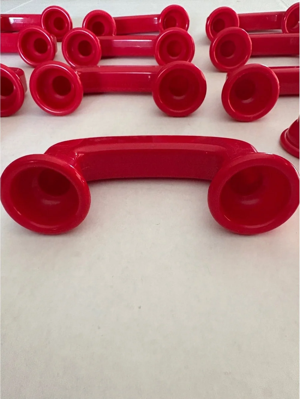 12 Lakeshore sound Phones